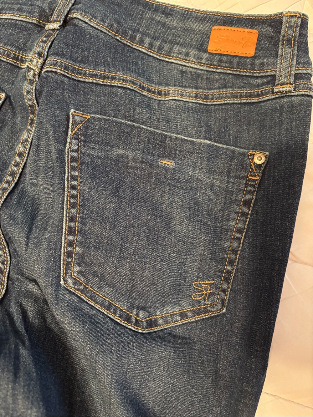 Women’s Dark Blue Denim bootcut Jeans - Picture 6 of 6